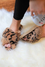 Load image into Gallery viewer, Ultra Fuzzy Animal Print House Shoes
