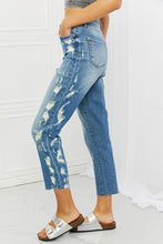 Load image into Gallery viewer, Judy Blue Laila Full Size Straight Leg Distressed Jeans
